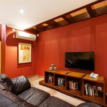 Palazzo Floor With Terrace And Facilities וילה סליאמה