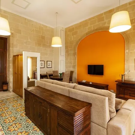 וילה Palazzo Floor With Terrace And Facilities